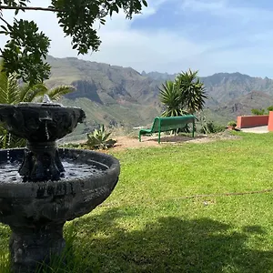 https://bonito-alojamiento-vistas-a-los-roques-de-agando.in-canary-islands.com